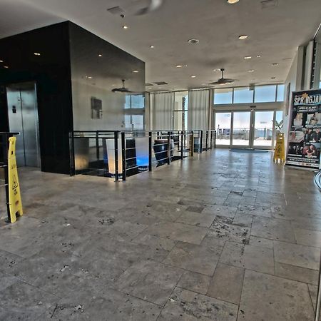 Sterling Breeze - Cozy Beachfront One Bedroom Condo パナマシティービーチ エクステリア 写真
