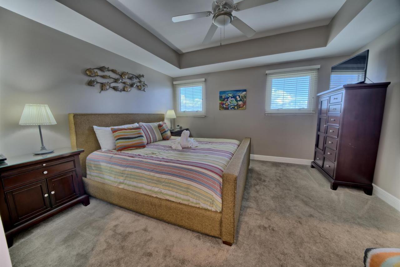 Sterling Breeze - Cozy Beachfront One Bedroom Condo パナマシティービーチ エクステリア 写真