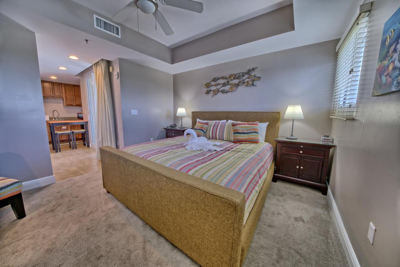Sterling Breeze - Cozy Beachfront One Bedroom Condo パナマシティービーチ エクステリア 写真